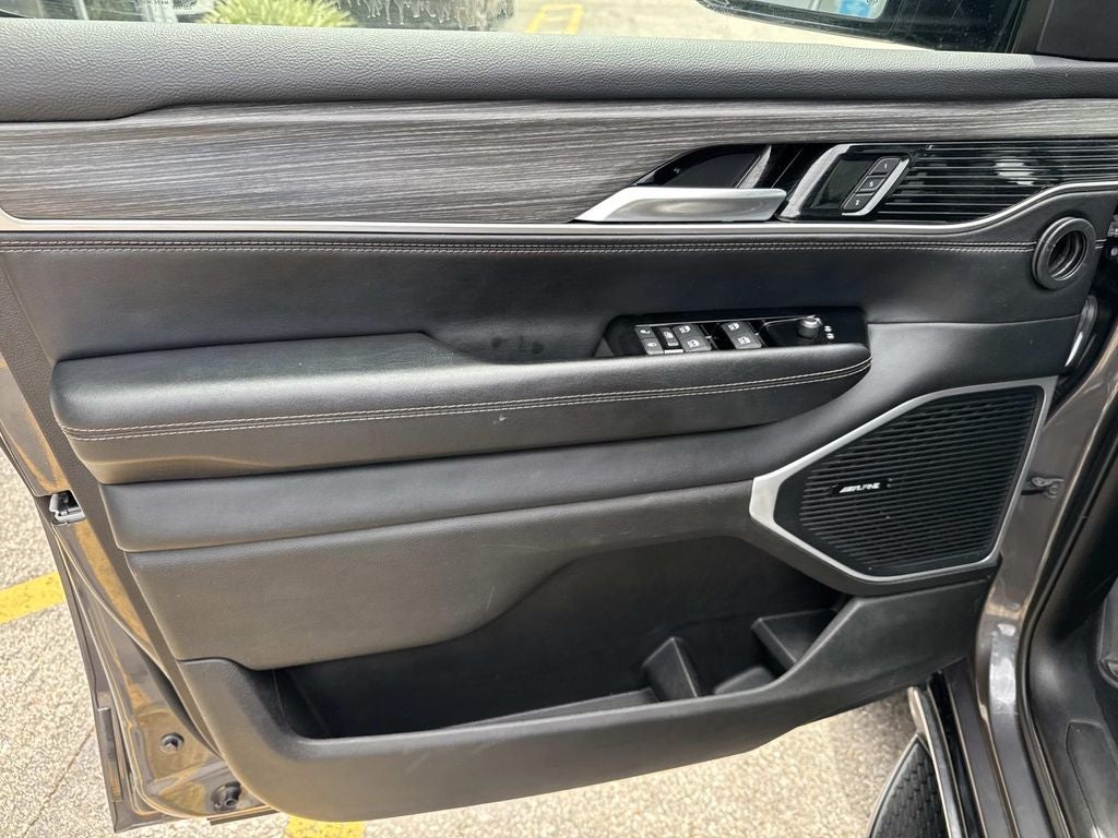 2024 Jeep Wagoneer L Series II