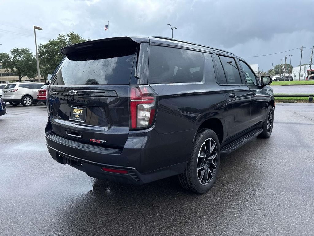 2024 Chevrolet Suburban RST