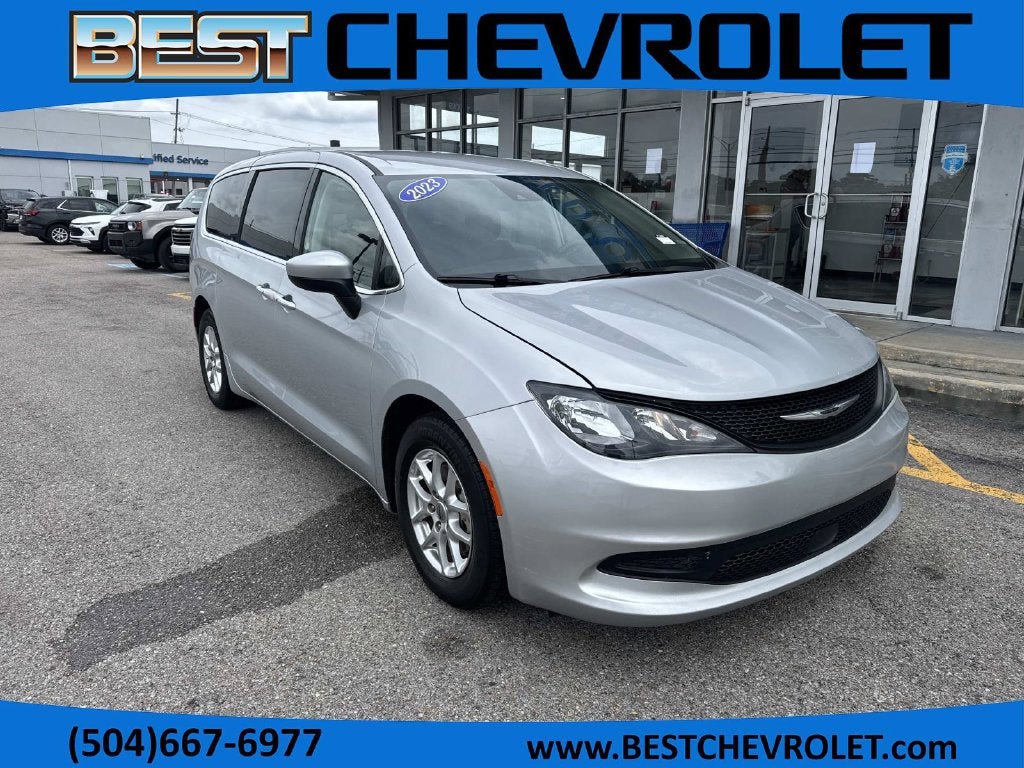 2023 Chrysler Voyager