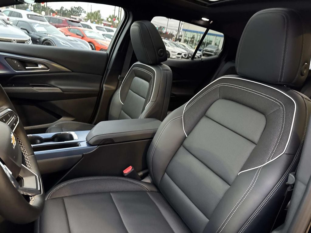 2025 Chevrolet Equinox EV LT