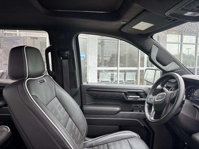 2025 GMC Sierra 1500 AT4X