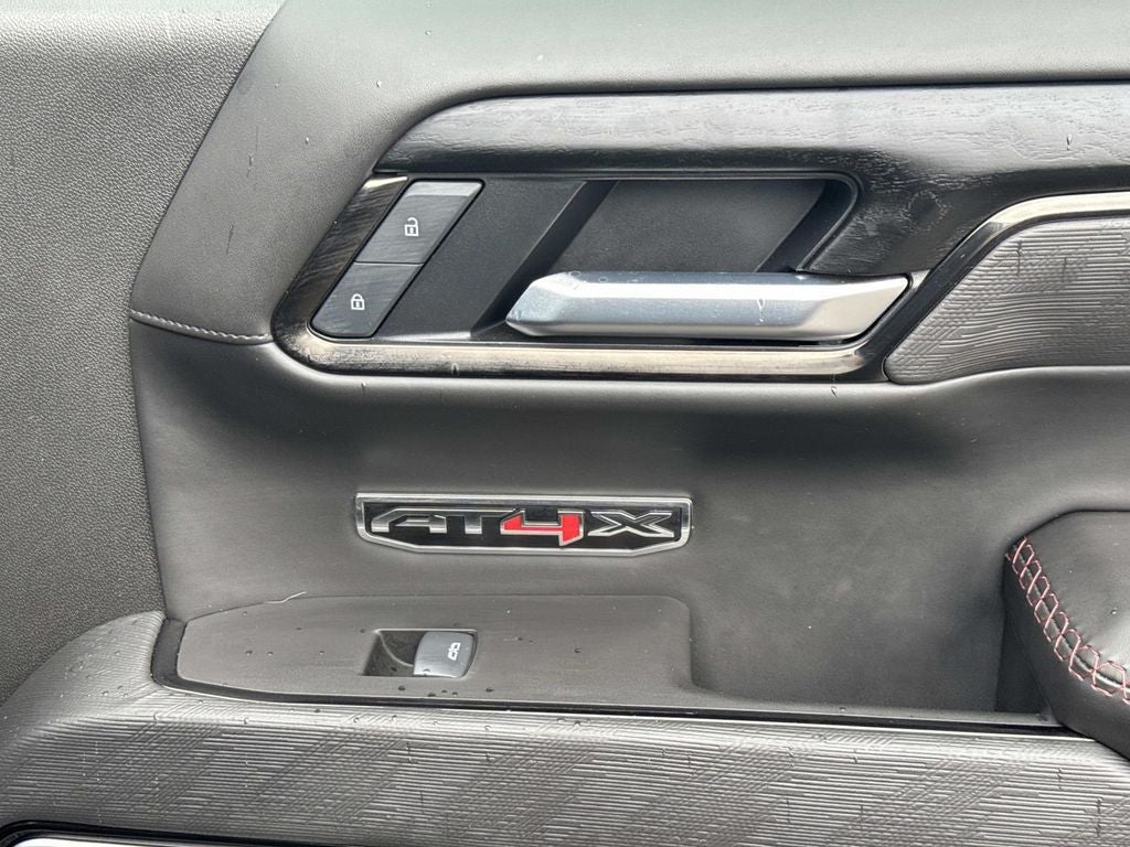 2025 GMC Sierra 1500 AT4X