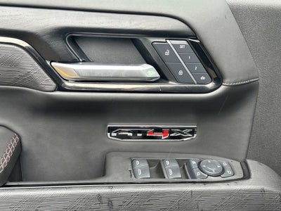 2025 GMC Sierra 1500 AT4X