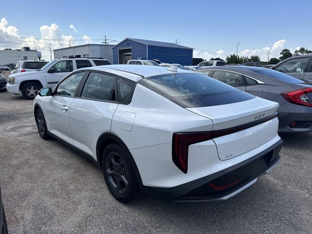 2025 Kia K4 LXS