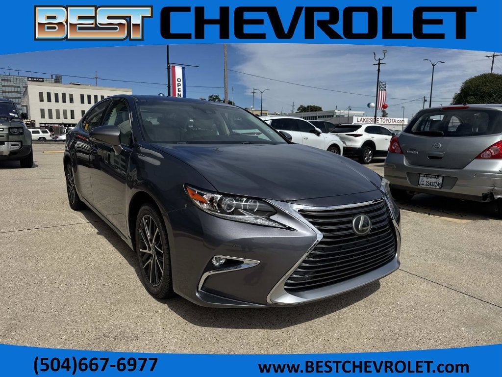 2017 Lexus ES