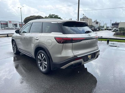 2023 INFINITI QX60 LUXE