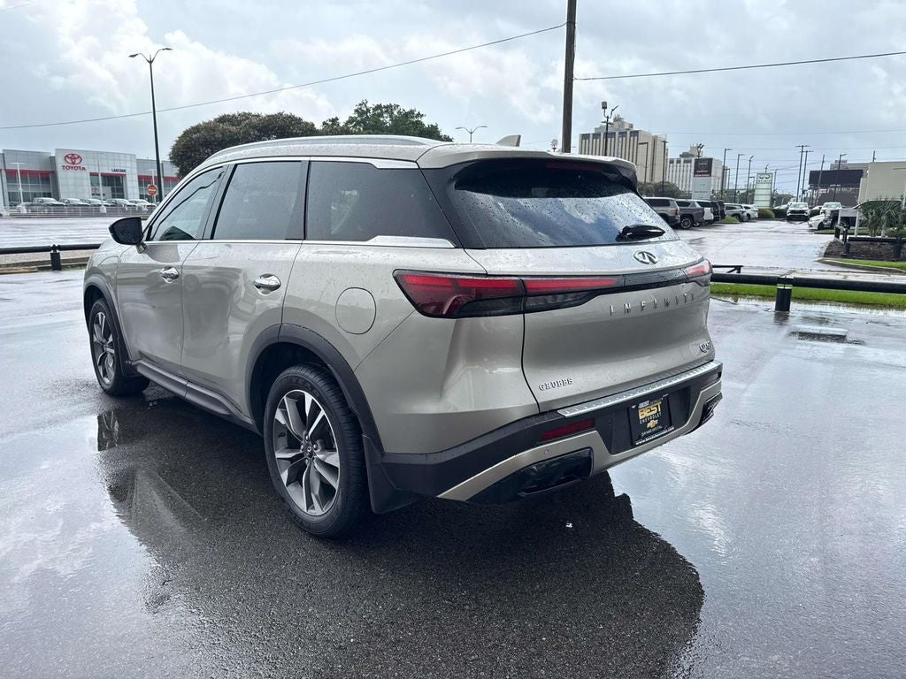 2023 INFINITI QX60 LUXE