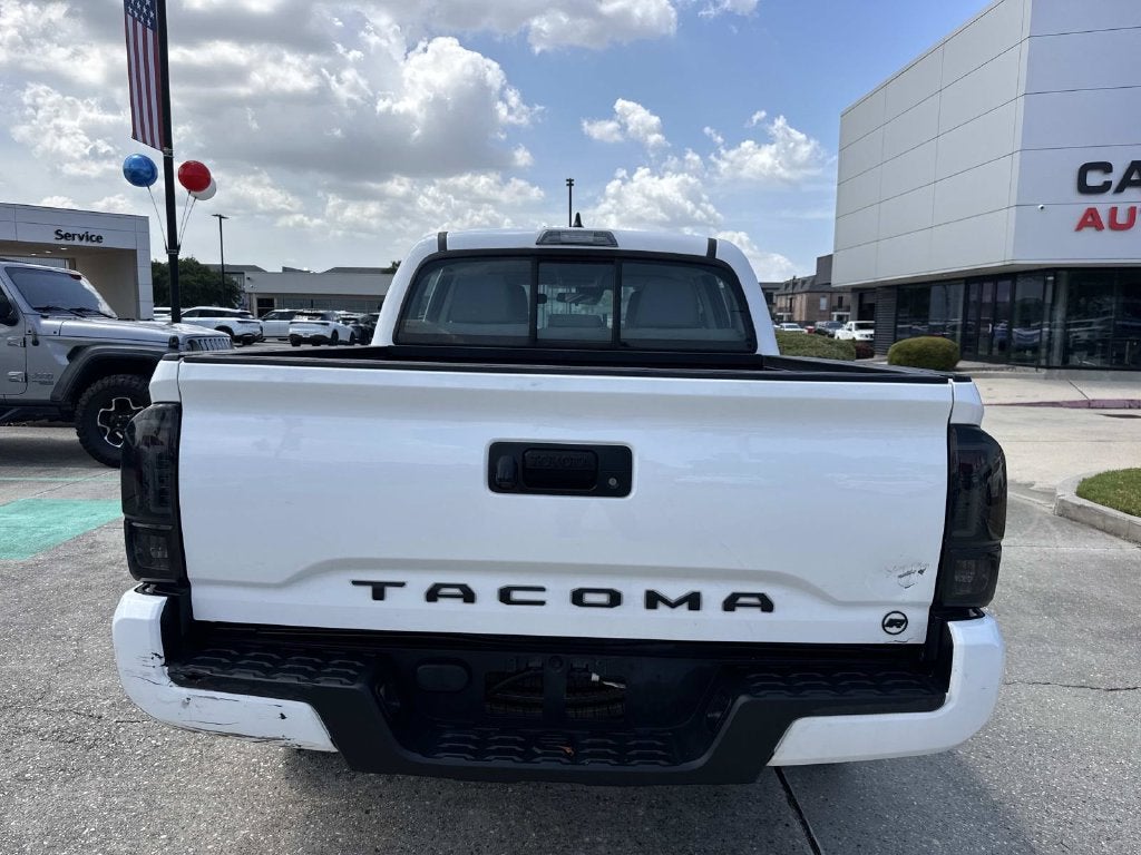 2018 Toyota Tacoma SR
