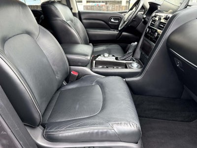 2024 INFINITI QX80 LUXE