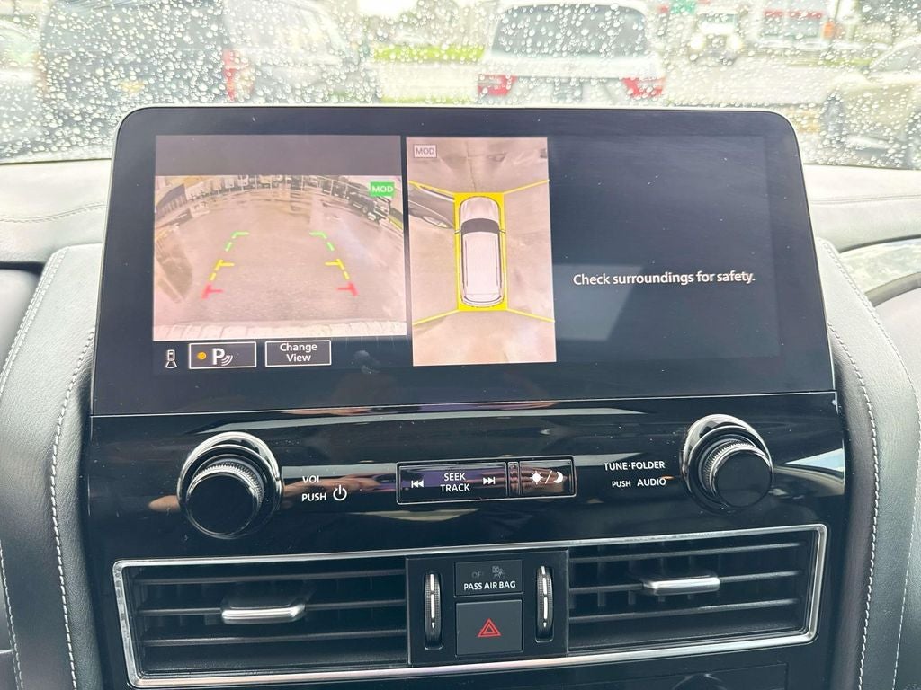 2024 INFINITI QX80 LUXE