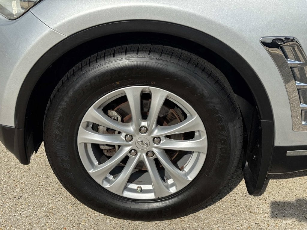 2016 INFINITI QX70 Base