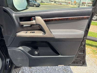 2011 Toyota Land Cruiser Base