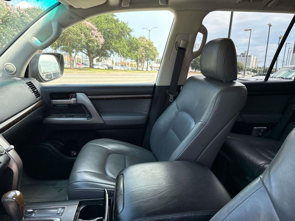 2011 Toyota Land Cruiser Base