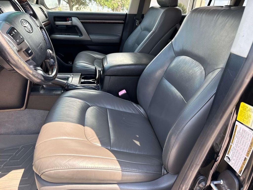 2011 Toyota Land Cruiser Base