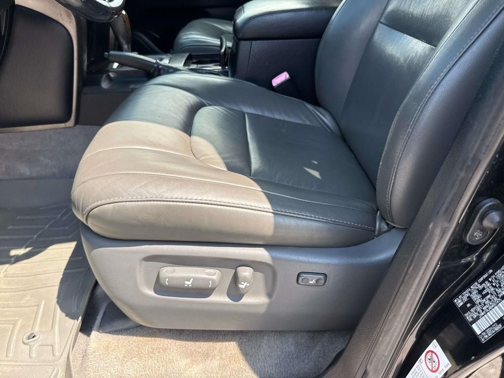 2011 Toyota Land Cruiser Base