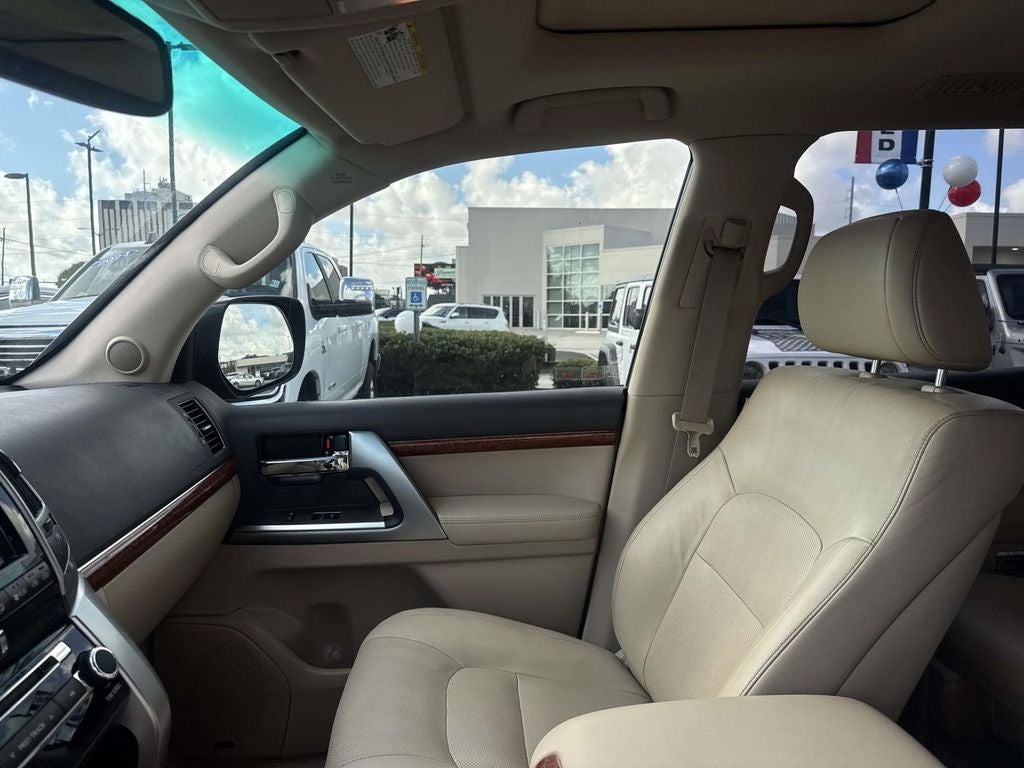 2013 Toyota Land Cruiser Base
