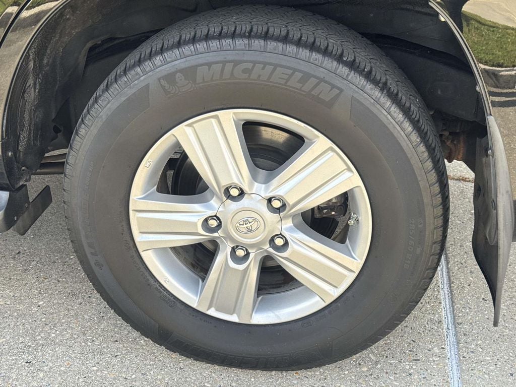 2013 Toyota Land Cruiser Base