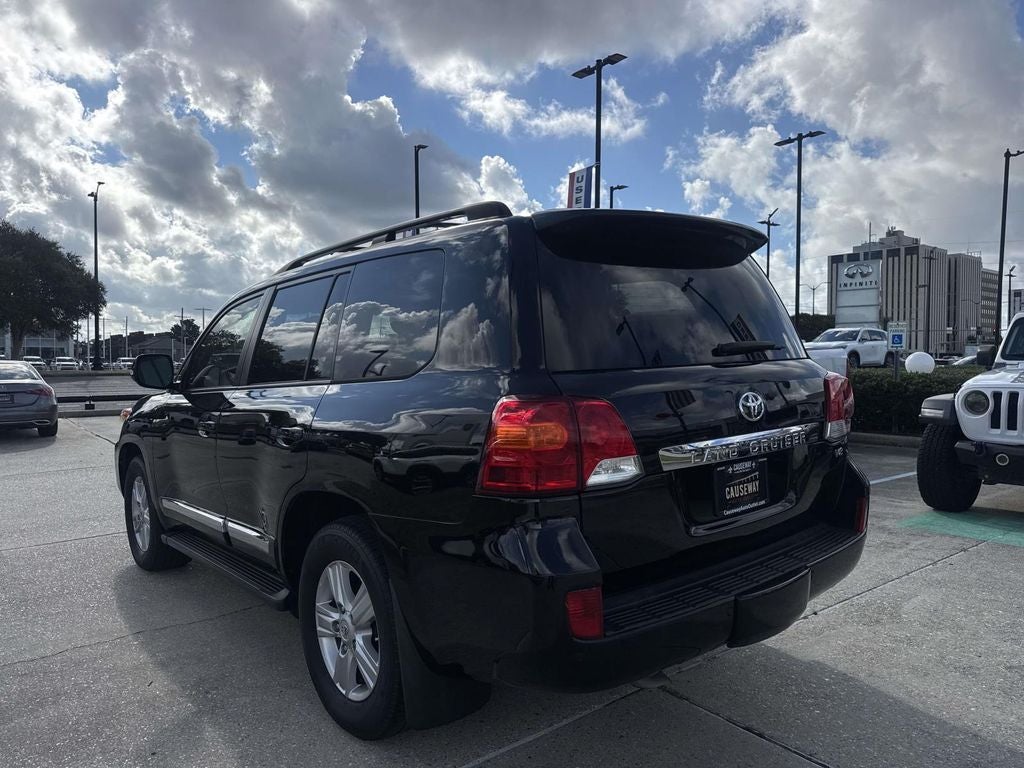 2013 Toyota Land Cruiser Base