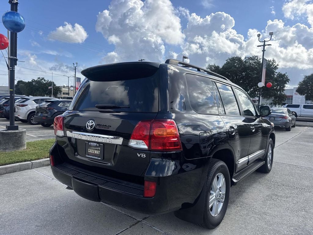 2013 Toyota Land Cruiser Base