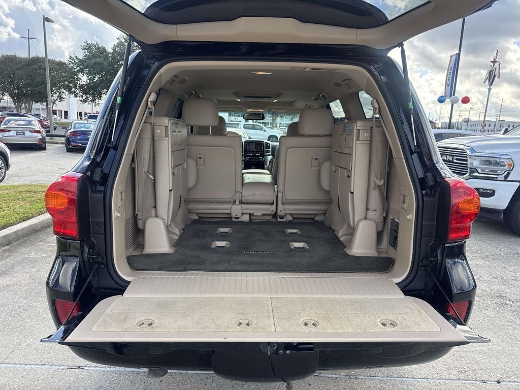 2013 Toyota Land Cruiser Base