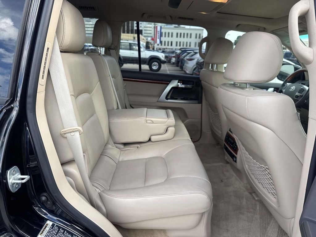 2013 Toyota Land Cruiser Base