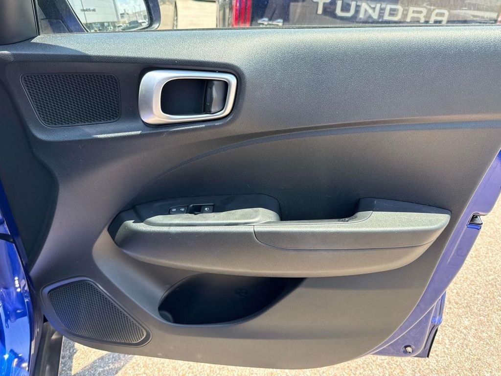 2023 Hyundai Venue SE