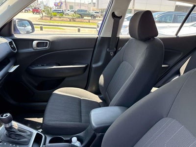 2023 Hyundai Venue SE