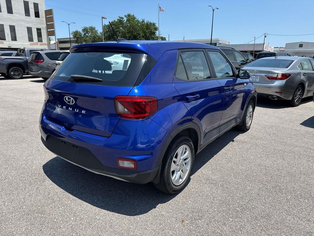 2023 Hyundai Venue SE