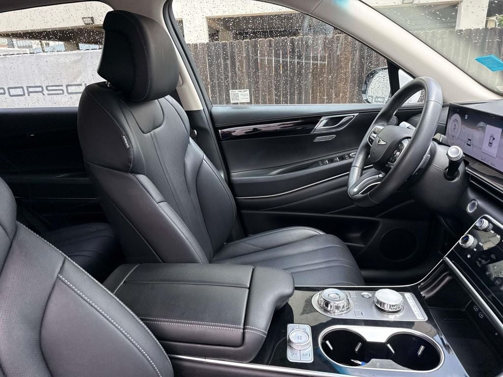 2025 Genesis GV80 2.5T
