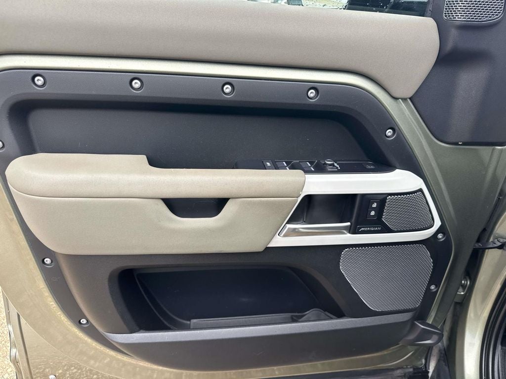 2022 Land Rover Defender 110 S