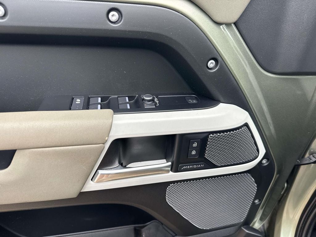 2022 Land Rover Defender 110 S