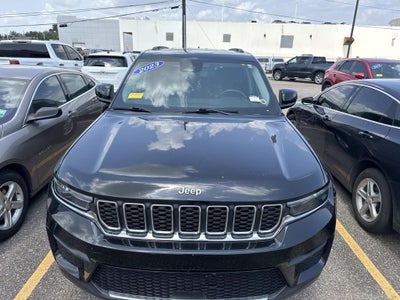 2023 Jeep Grand Cherokee Laredo