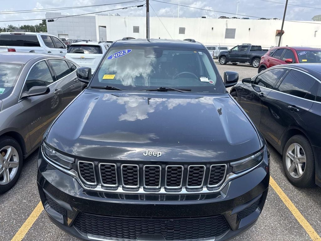 2023 Jeep Grand Cherokee Laredo
