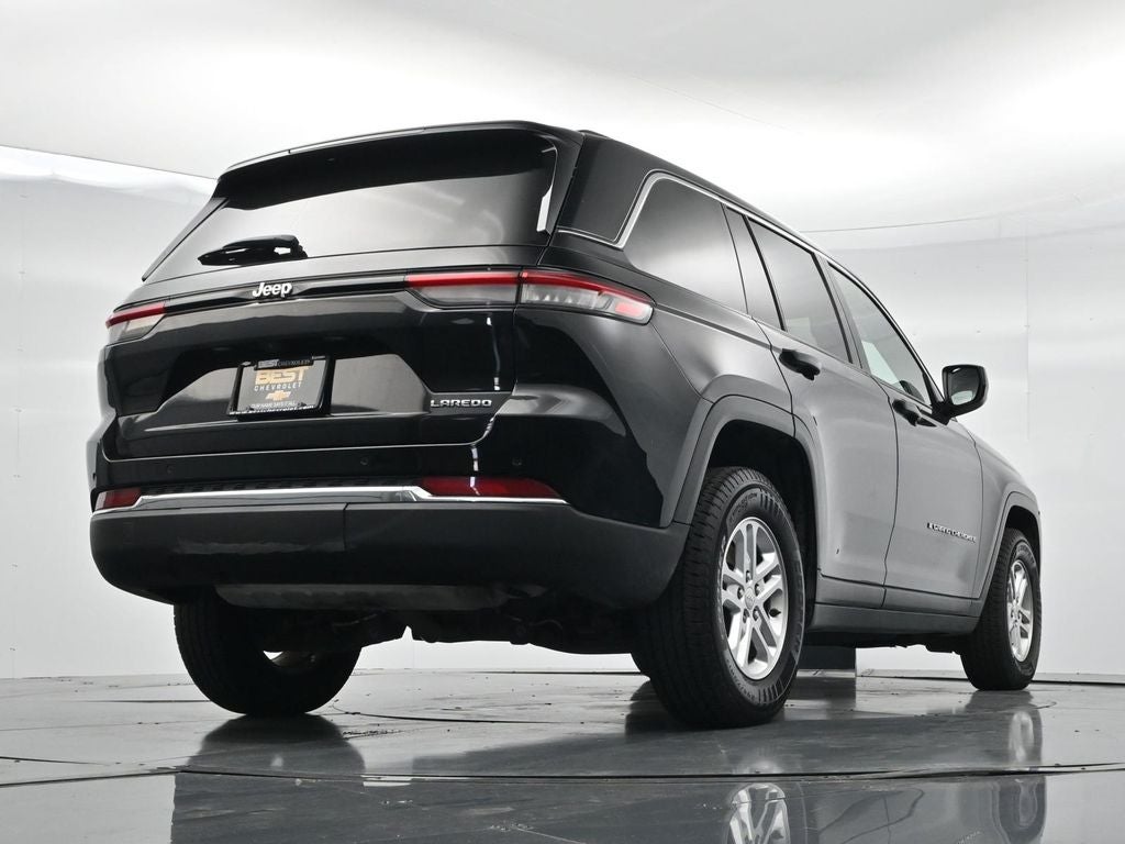 2023 Jeep Grand Cherokee Laredo