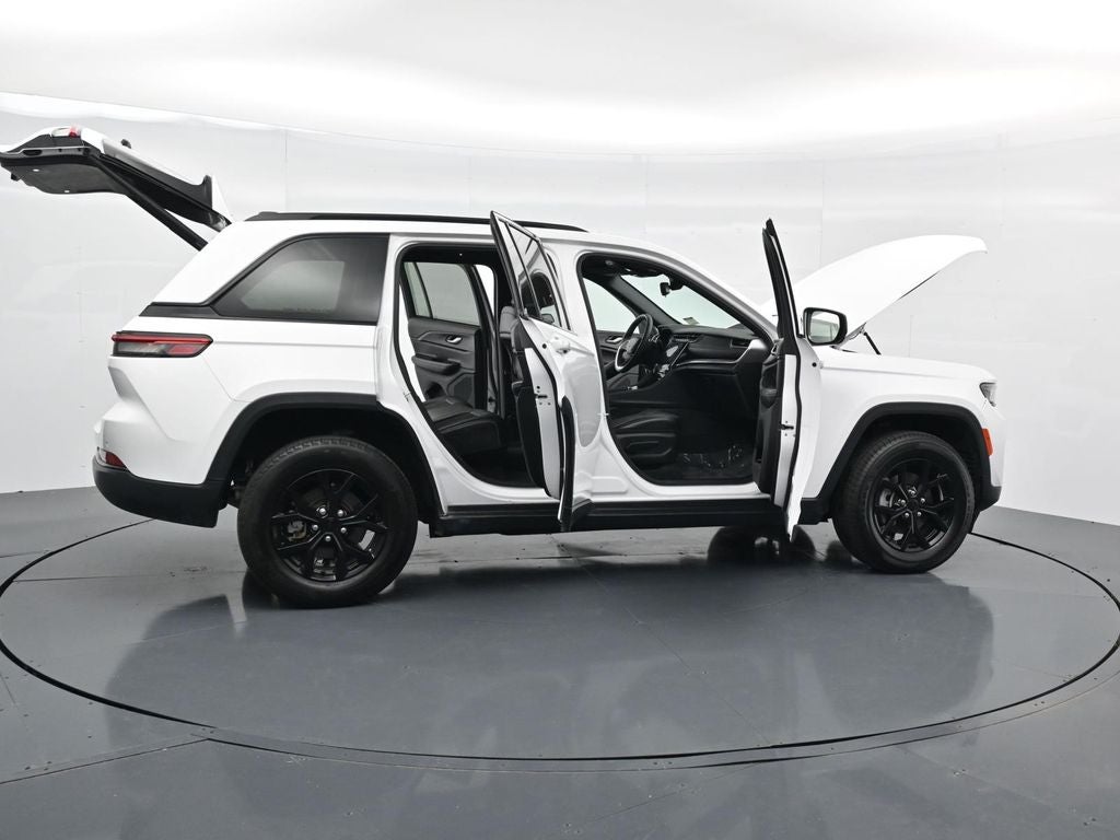2024 Jeep Grand Cherokee Altitude