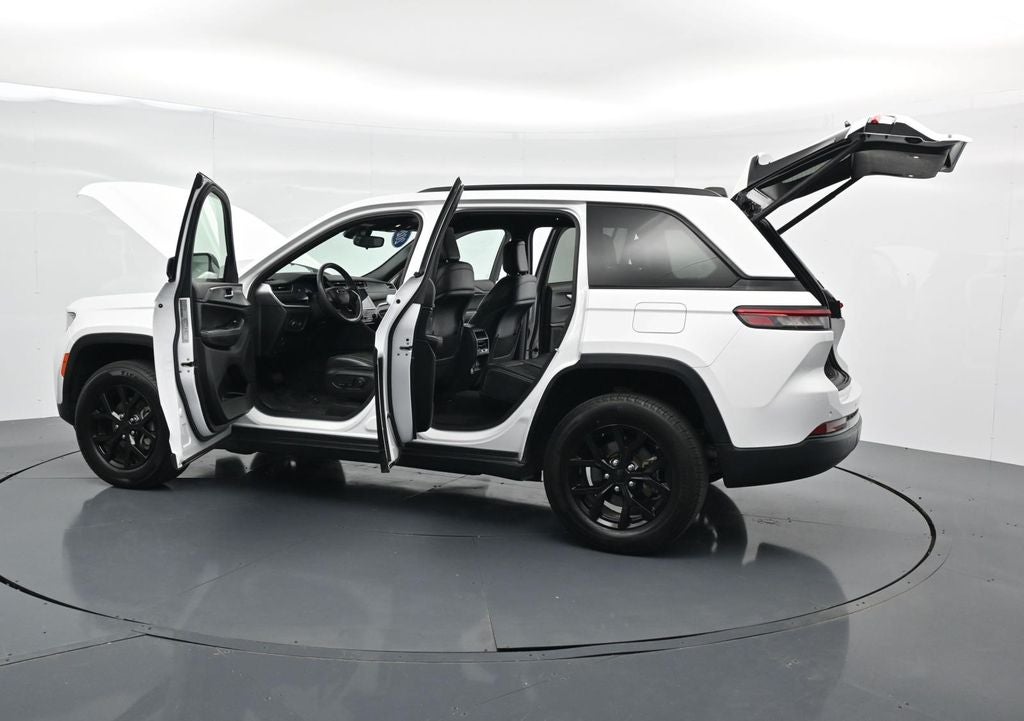 2024 Jeep Grand Cherokee Altitude