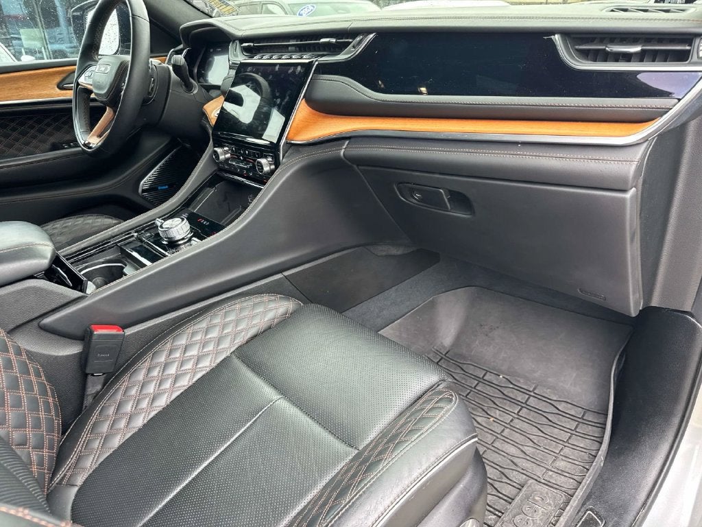2023 Jeep Grand Cherokee L Summit