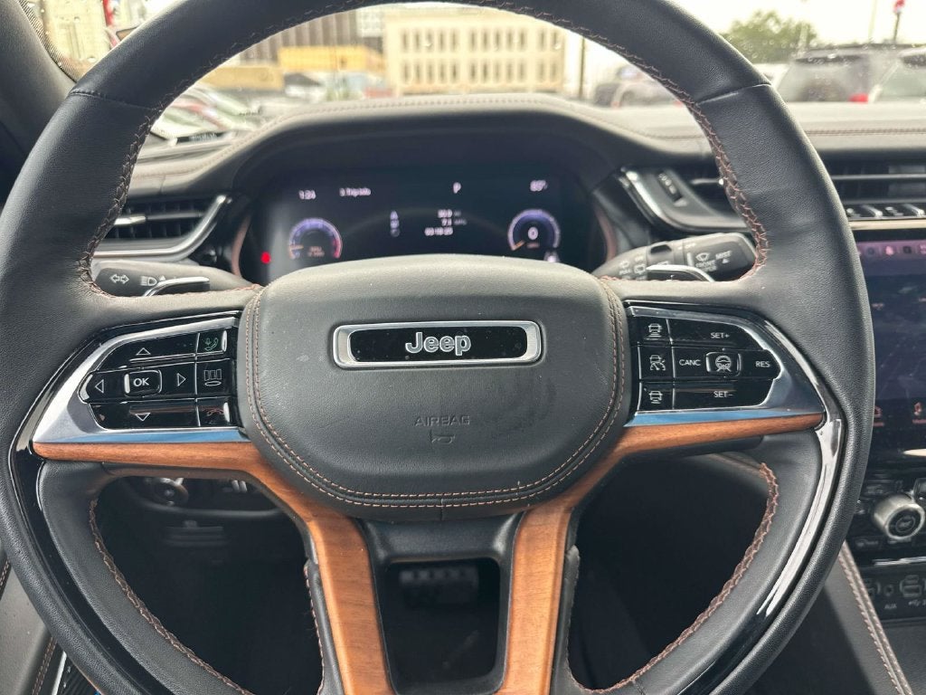 2023 Jeep Grand Cherokee L Summit