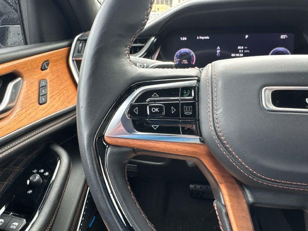 2023 Jeep Grand Cherokee L Summit