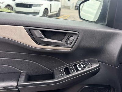 2022 Ford Escape S