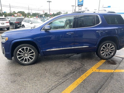 2023 GMC Acadia Denali