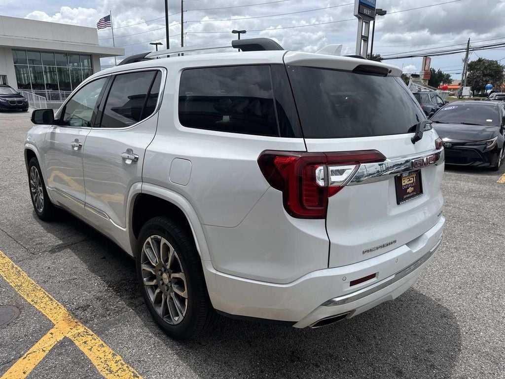 2023 GMC Acadia Denali