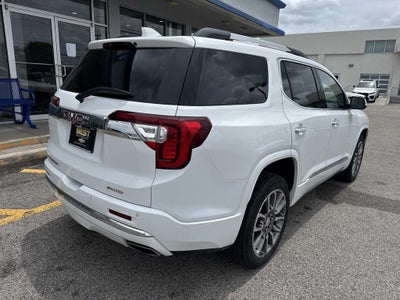 2023 GMC Acadia Denali