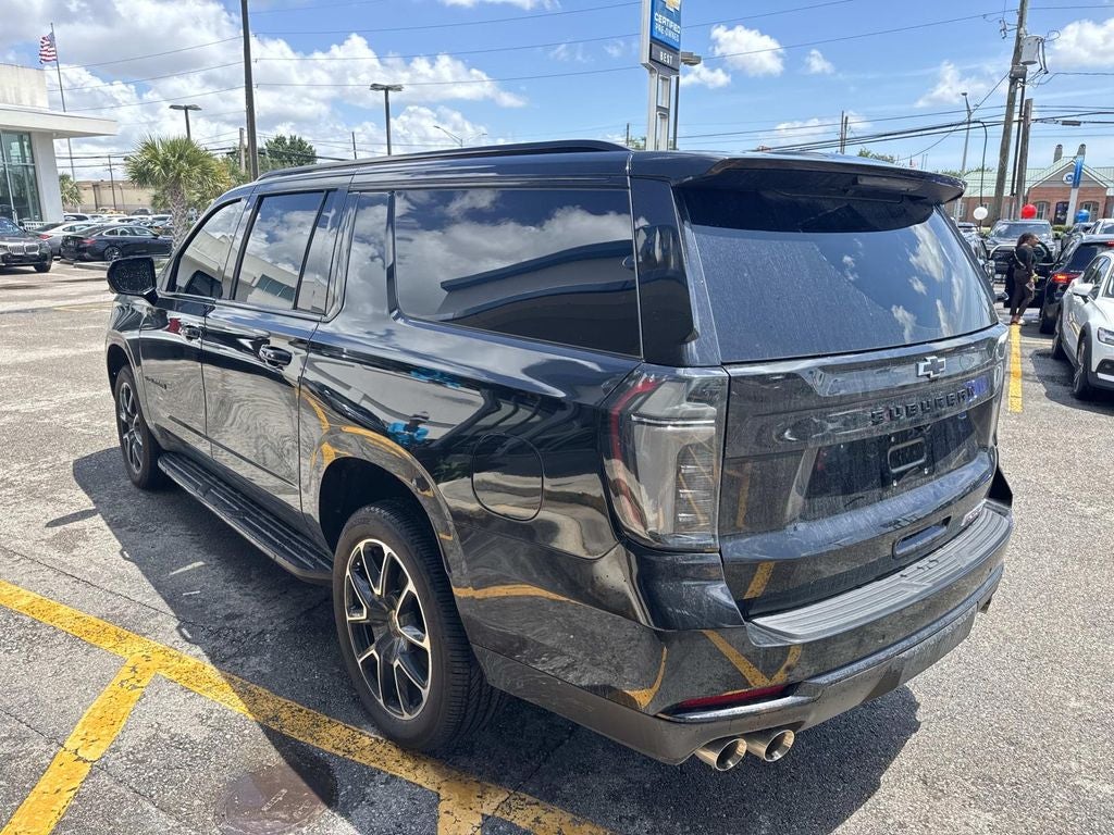 2025 Chevrolet Suburban RST