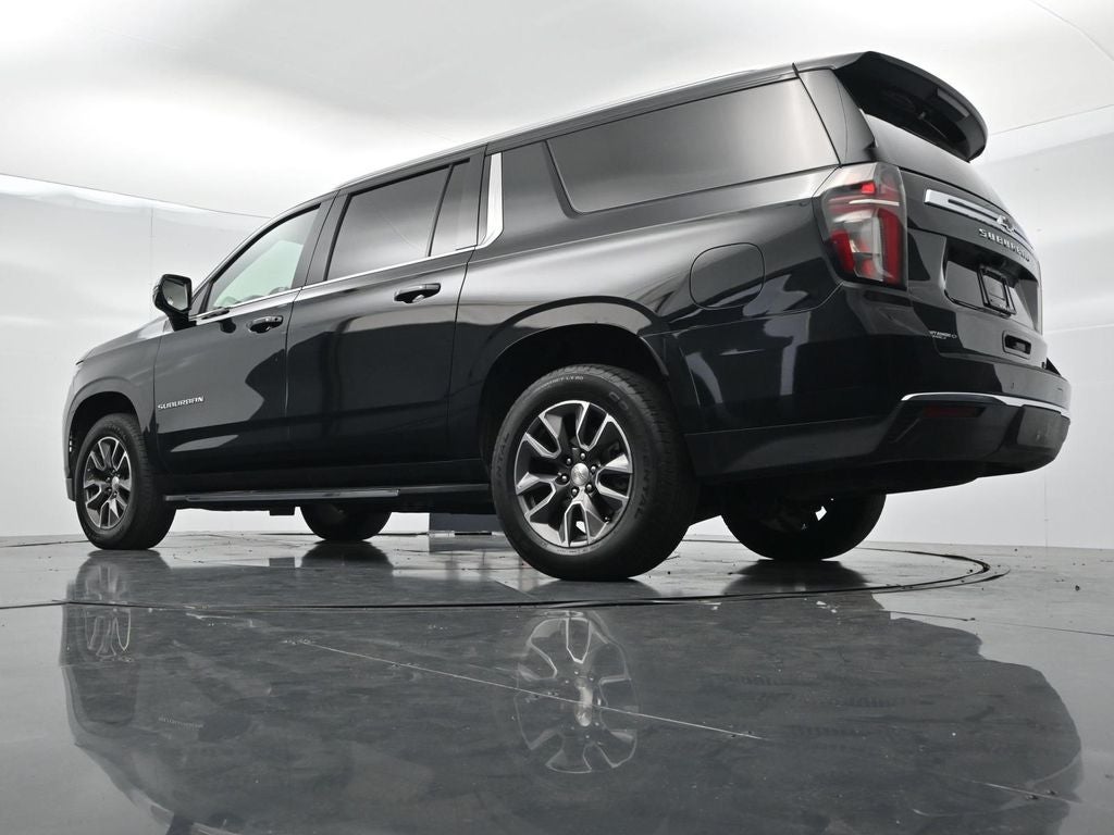 2024 Chevrolet Suburban LT