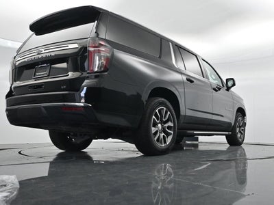 2024 Chevrolet Suburban LT