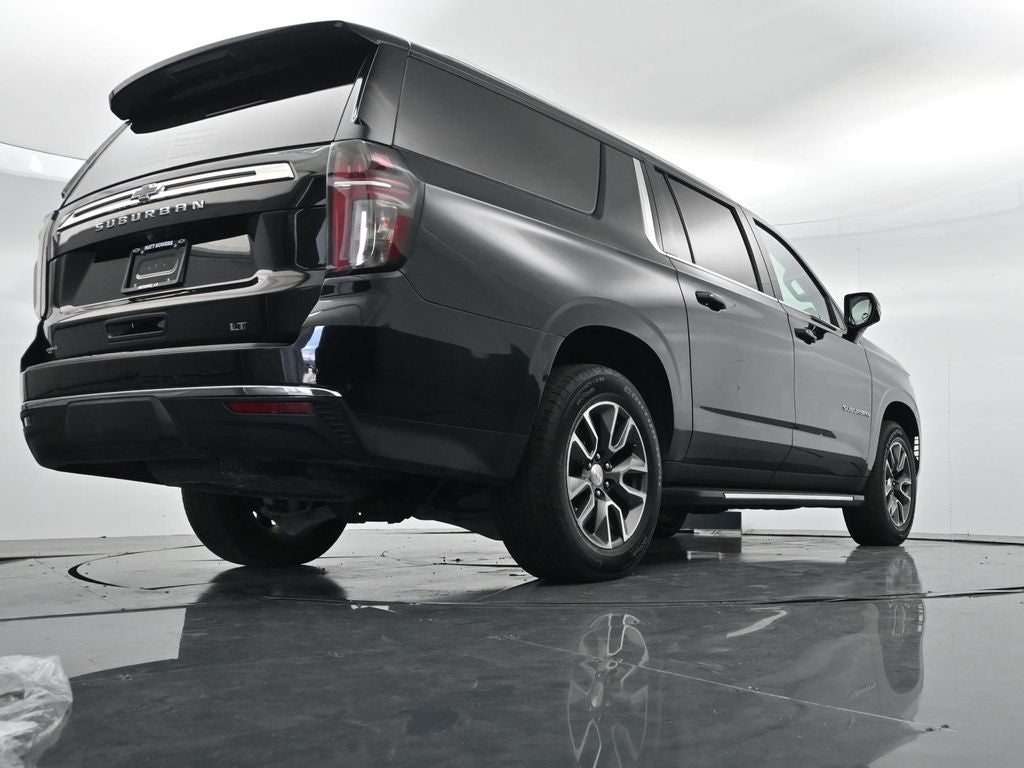 2024 Chevrolet Suburban LT