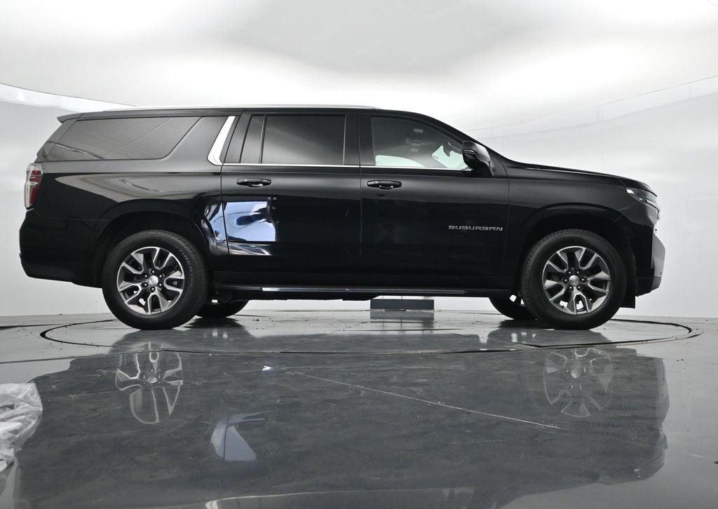 2024 Chevrolet Suburban LT