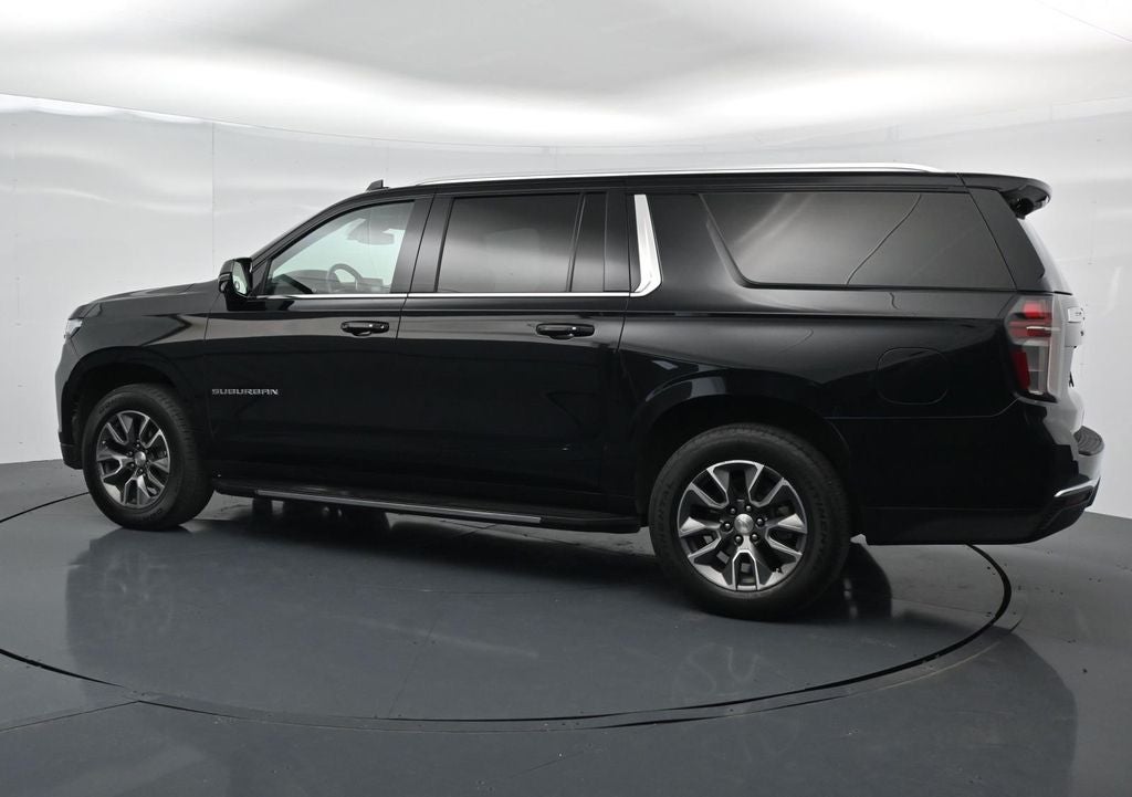 2024 Chevrolet Suburban LT