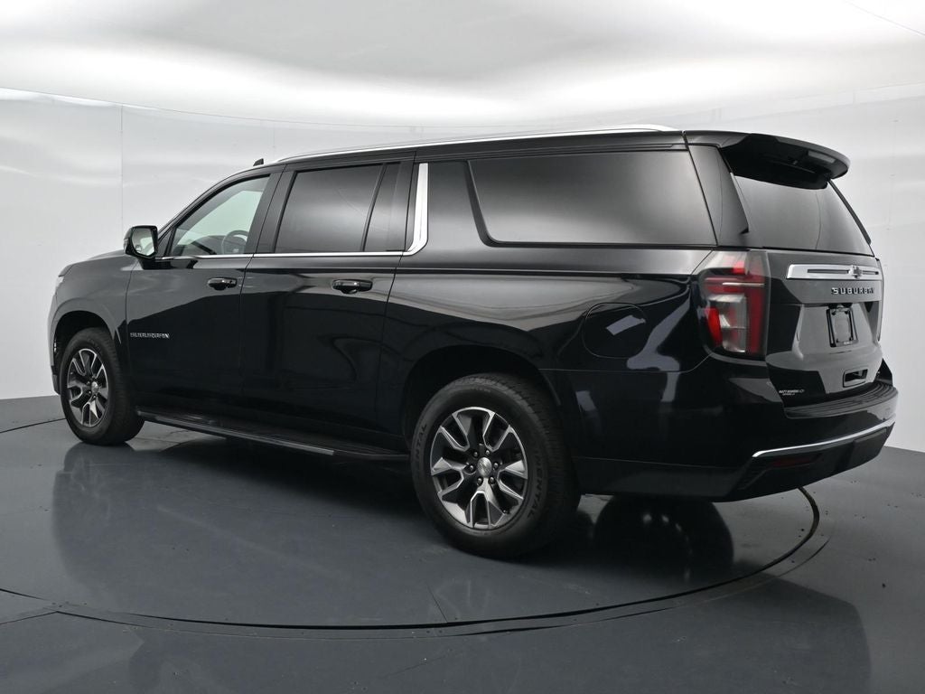 2024 Chevrolet Suburban LT